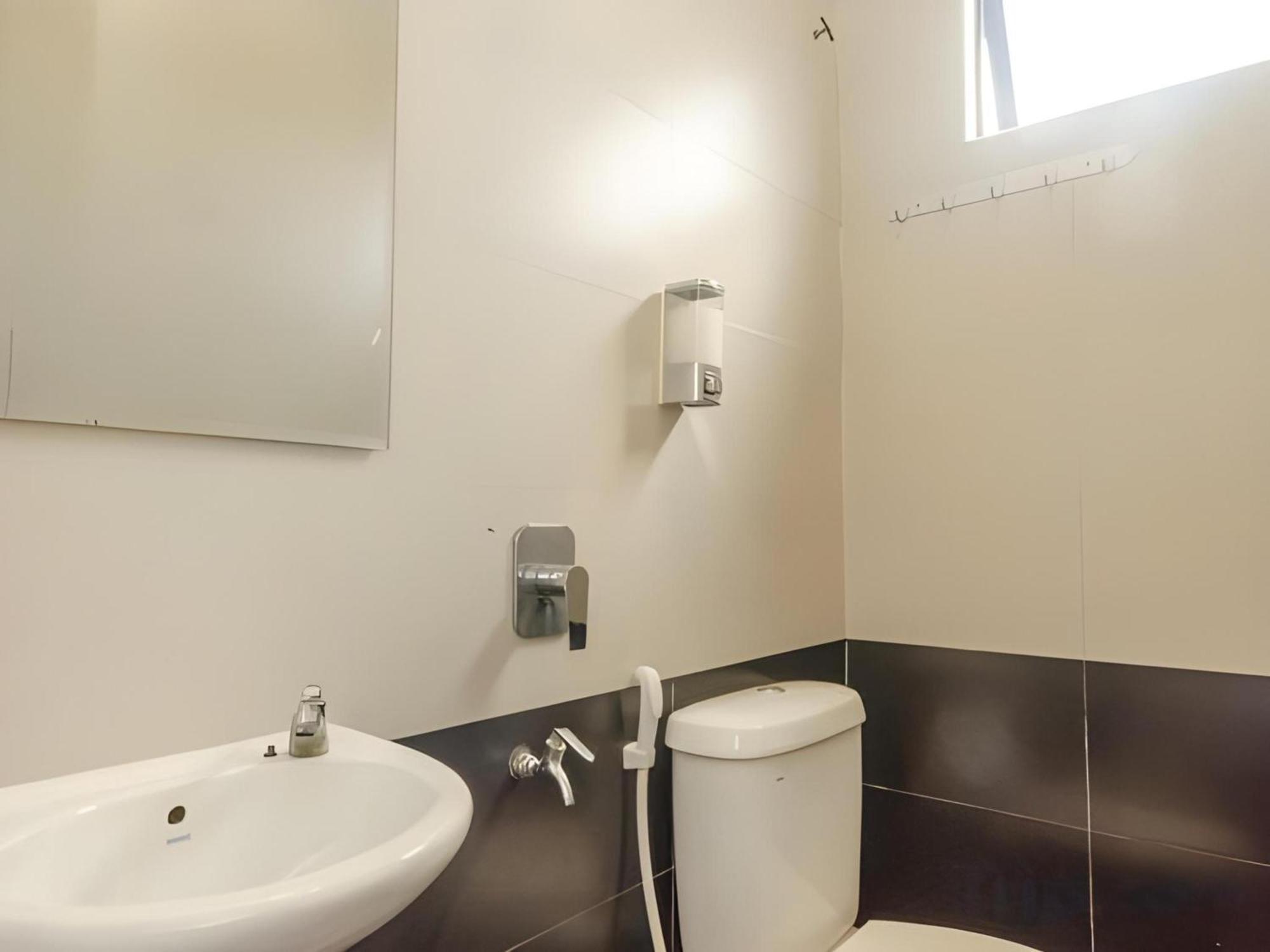 Skudai Hotel Екстер'єр фото