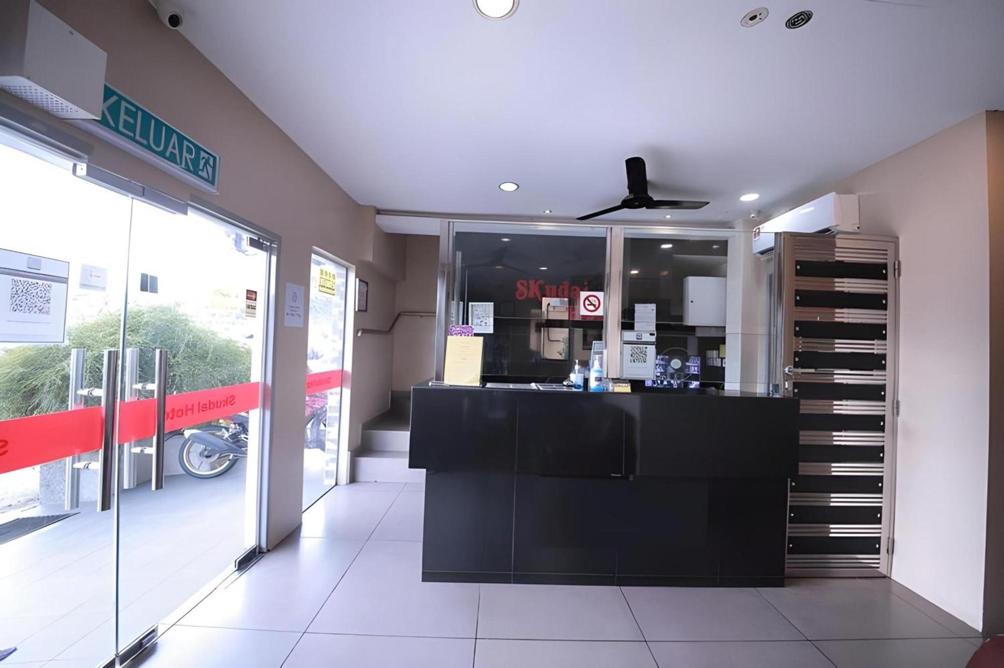 Skudai Hotel Екстер'єр фото